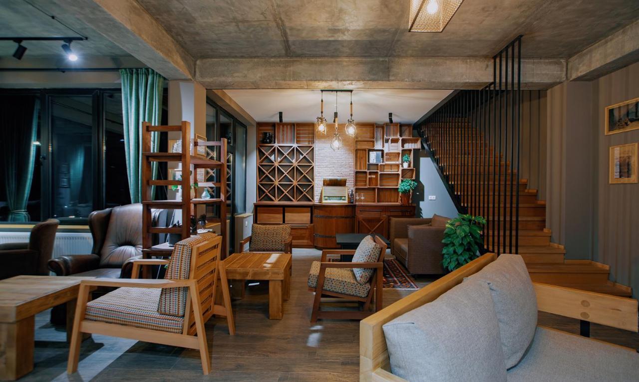 Northgate Hotel Kazbegi ภายนอก รูปภาพ