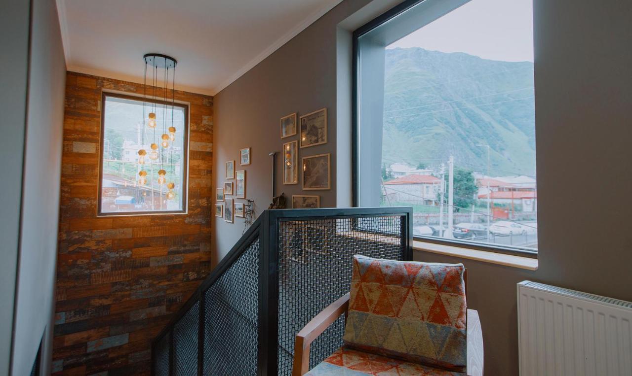 Northgate Hotel Kazbegi ภายนอก รูปภาพ