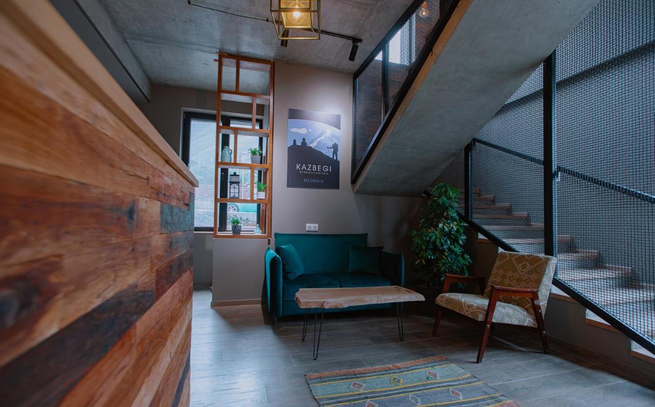 Northgate Hotel Kazbegi ภายนอก รูปภาพ
