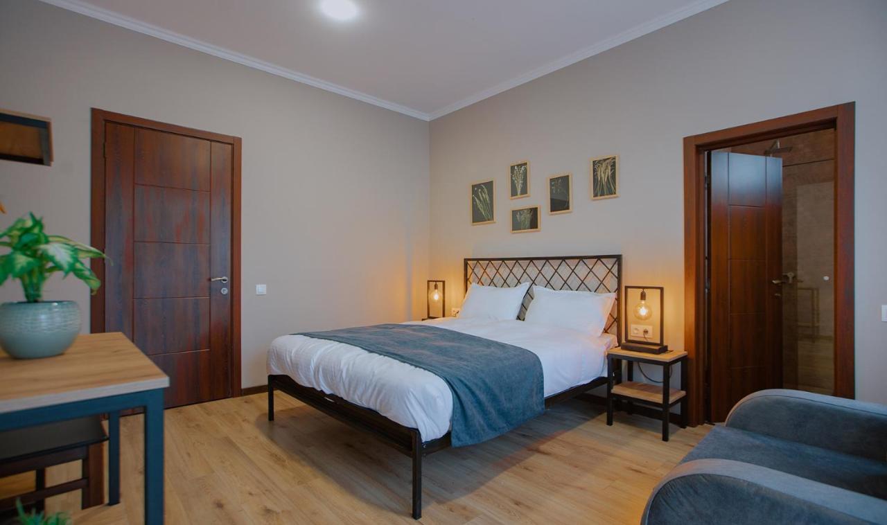 Northgate Hotel Kazbegi ภายนอก รูปภาพ