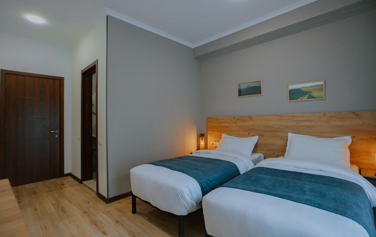 Northgate Hotel Kazbegi ภายนอก รูปภาพ