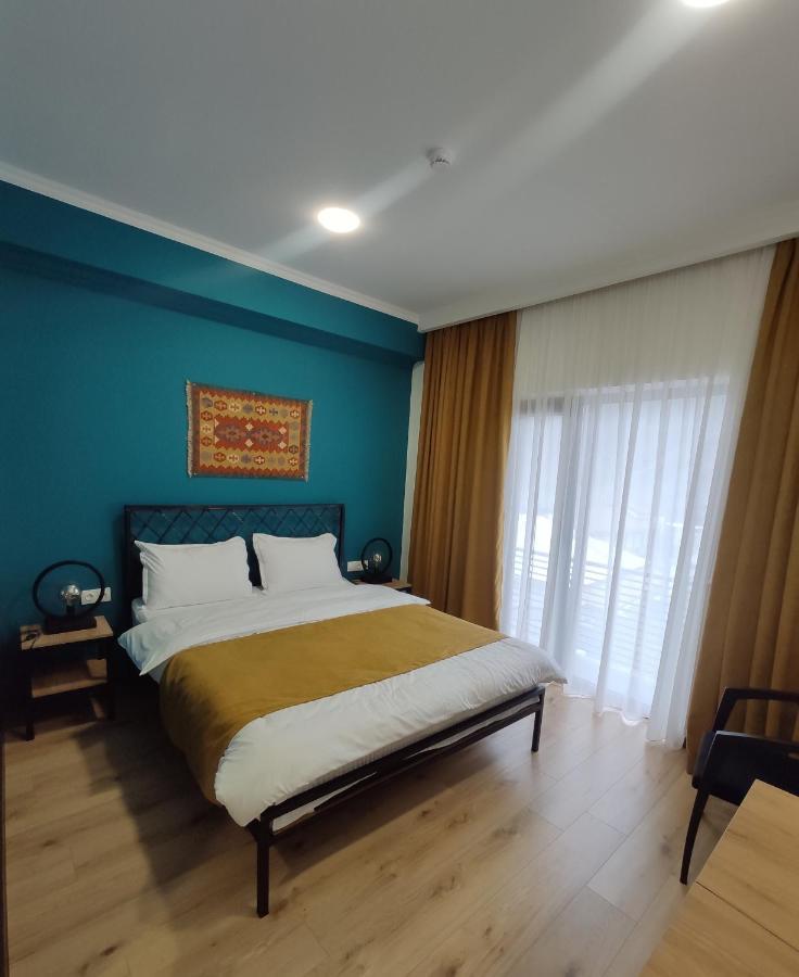 Northgate Hotel Kazbegi ภายนอก รูปภาพ